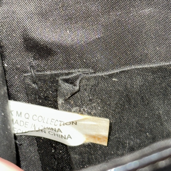 KMQ Collection Purse - Picture 7 of 7